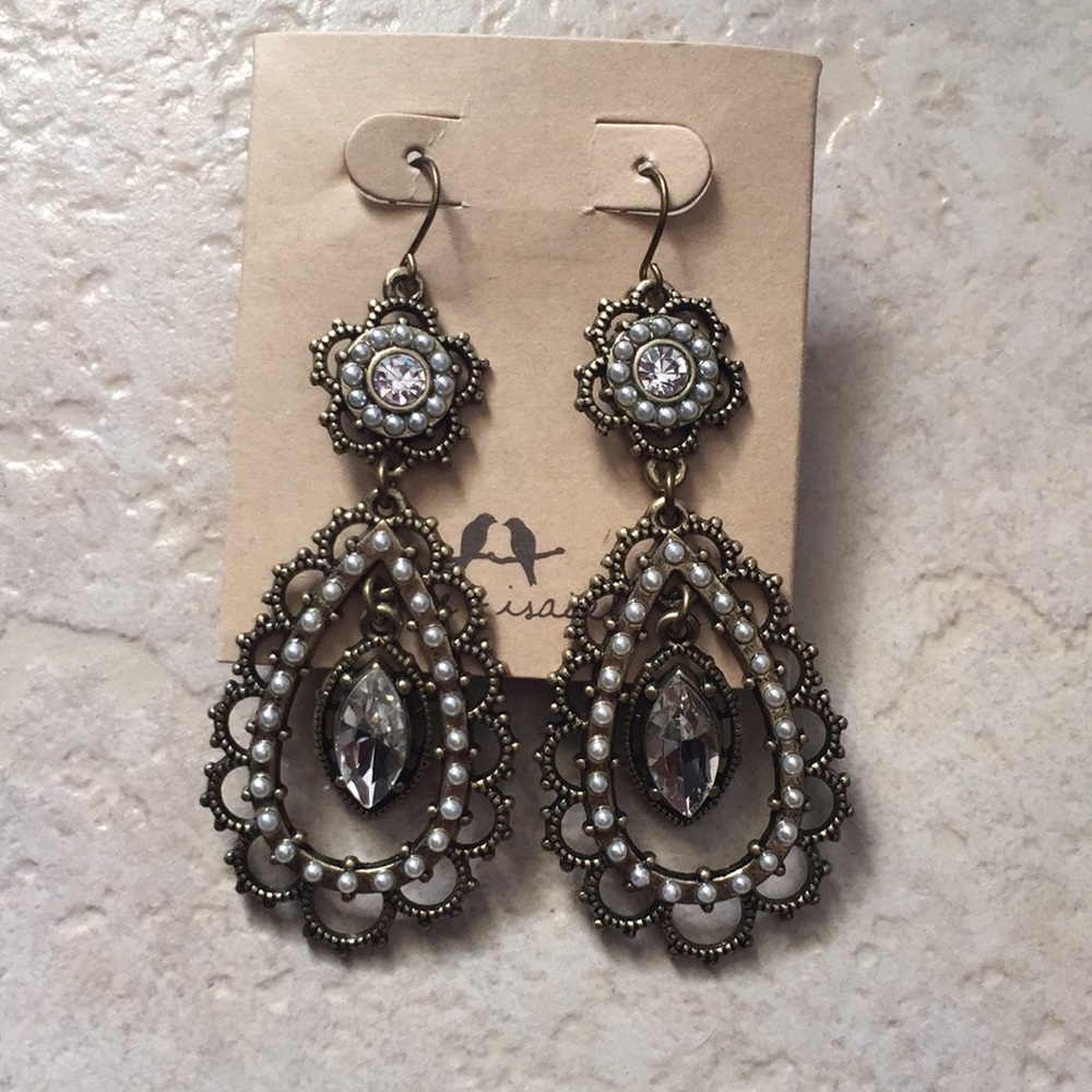 Chloe + Isabel earrings